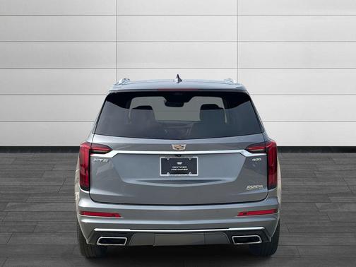 2022 Cadillac XT6 Premium Luxury FWD