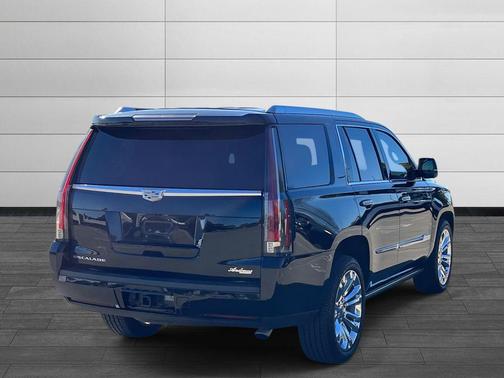 2016 Cadillac Escalade Premium