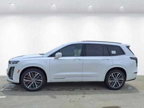 2025 Cadillac XT6 Sport AWD