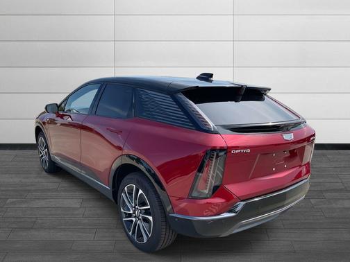 2025 Cadillac OPTIQ Sport 1 AWD