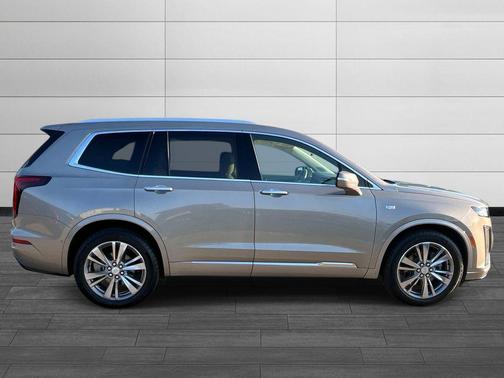 Latte Metallic 2022 Cadillac XT6 Premium Luxury FWD