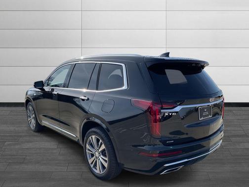 2025 Cadillac XT6 Premium Luxury AWD