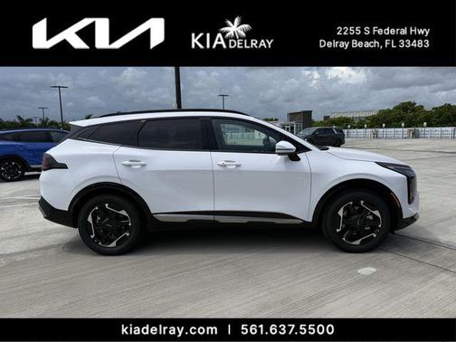 Glacial White Pearl 2026 Kia Sportage SX