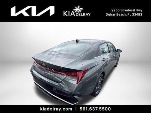 2025 Hyundai ELANTRA SEL