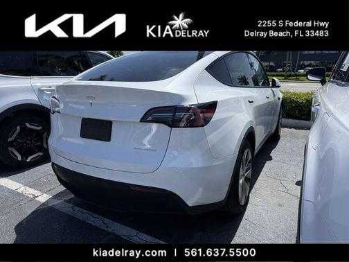 Pearl White Multi-Coat 2023 Tesla Model Y Long Range Dual Motor All-Wheel Drive