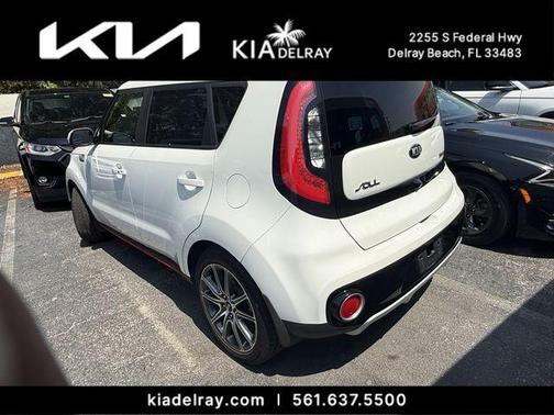 Clear White 2017 Kia Soul !
