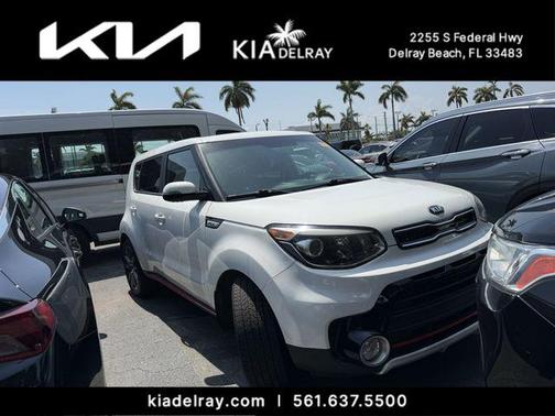 Clear White 2017 Kia Soul !