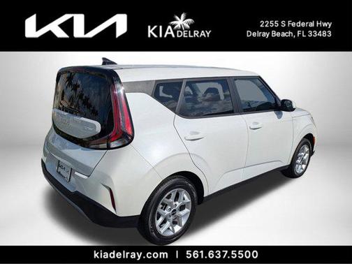 2024 Kia Soul LX