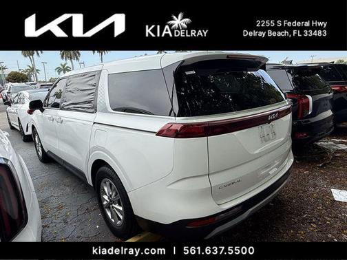 Snow White Pearl 2024 Kia Carnival LX