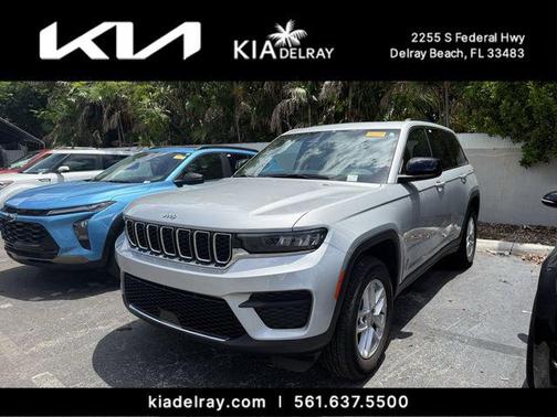 Silver Zynith 2025 Jeep Grand Cherokee Laredo