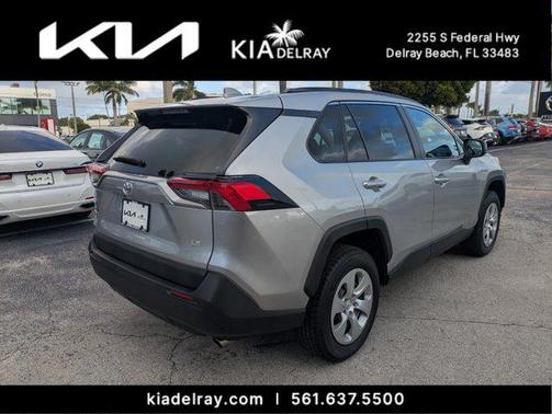 2021 Toyota RAV4 LE