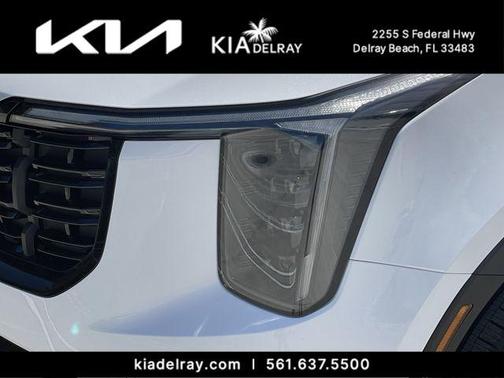 Glacial White Pearl 2026 Kia Sorento SX