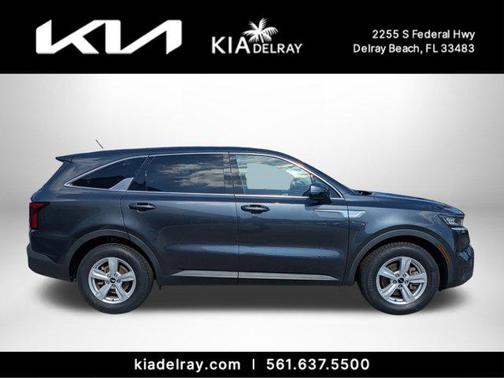 2022 Kia Sorento LX