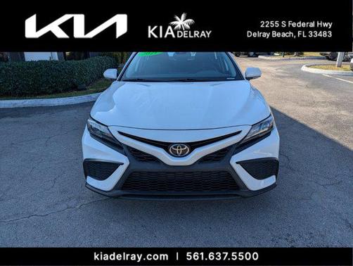 2021 Toyota Camry SE