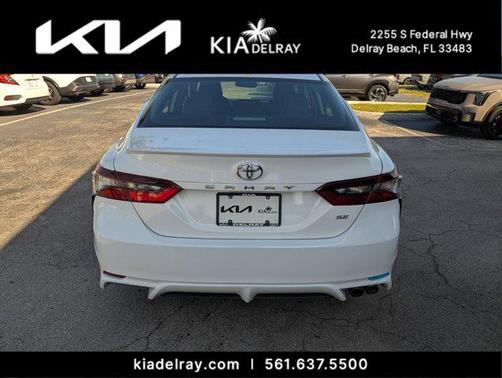 2021 Toyota Camry SE