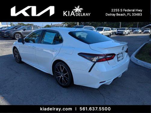 2021 Toyota Camry SE