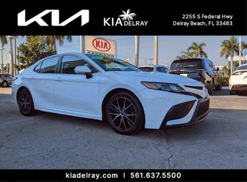 2021 Toyota Camry SE