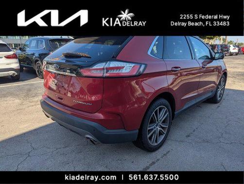 2020 Ford Edge Titanium
