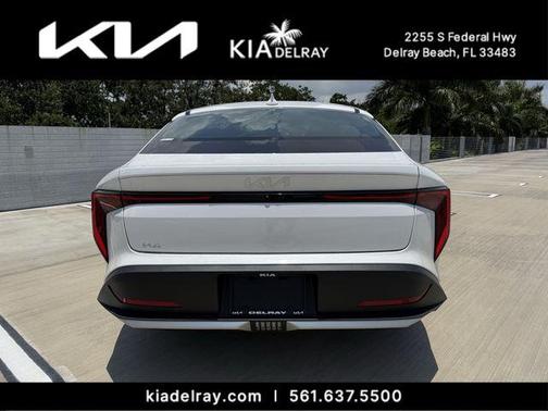 Snow White Pearl 2026 Kia K4 LXS