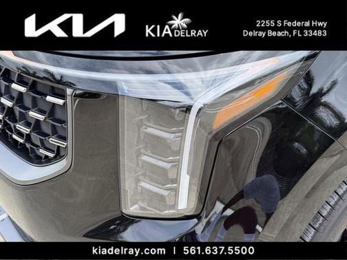 Aurora Black Pearl 2026 Kia Carnival SX Prestige