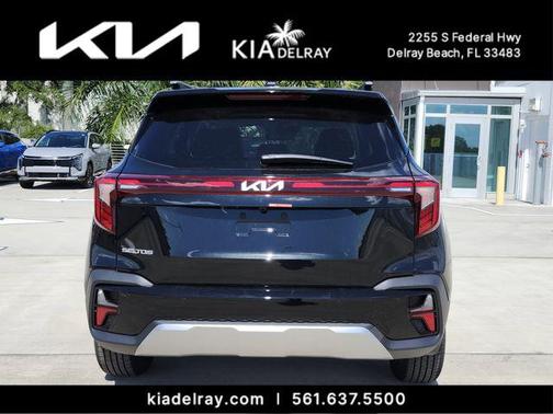 Fusion Black 2026 Kia Seltos EX