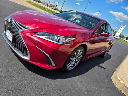 Matador Red Mica 2020 Lexus ES 350 Base