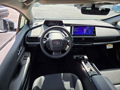 2025 Toyota Prius L