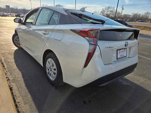 2016 Toyota Prius Two