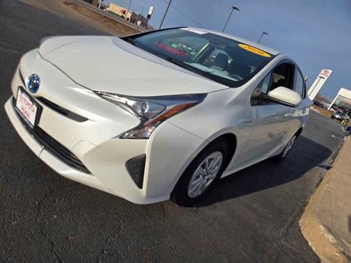 2016 Toyota Prius Two
