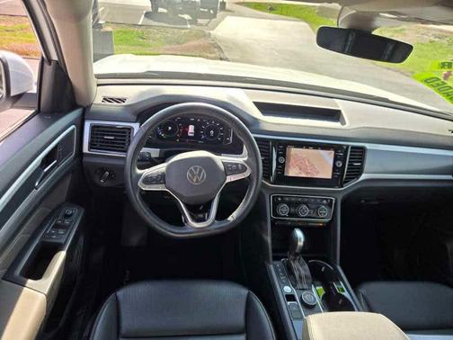 2022 Volkswagen Atlas 3.6L SEL