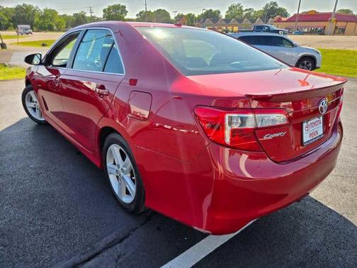 Barcelona Red Metallic 2012 Toyota Camry SE