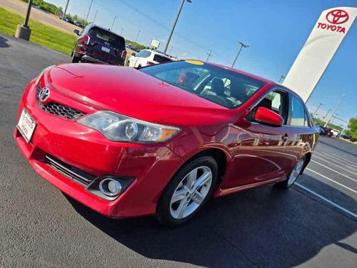 Barcelona Red Metallic 2012 Toyota Camry SE