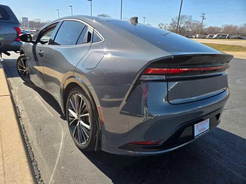 2024 Toyota Prius XLE