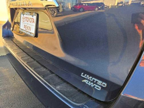 2020 Toyota Sienna Limited Premium