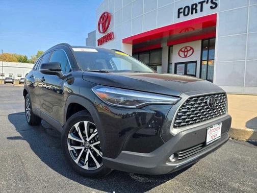 2024 Toyota Corolla Cross XLE