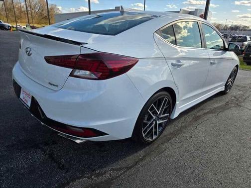 2020 Hyundai ELANTRA Sport