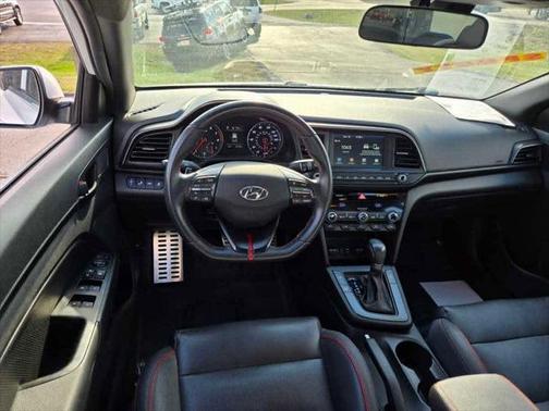 2020 Hyundai ELANTRA Sport