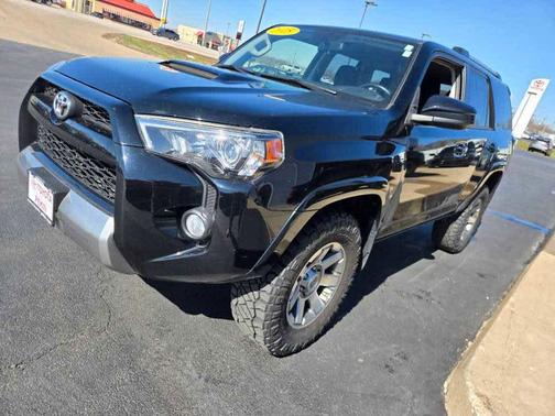 Attitude Black Metallic 2015 Toyota 4Runner Trail