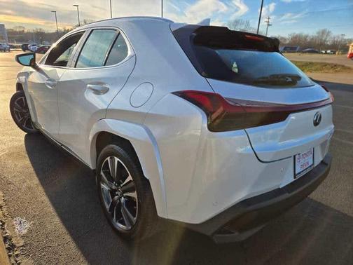 2024 Lexus UX 250h Base
