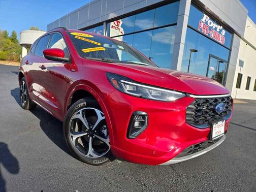 2023 Ford Escape ST-Line Elite