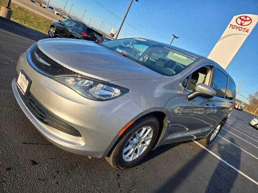 2017 Chrysler Pacifica Touring