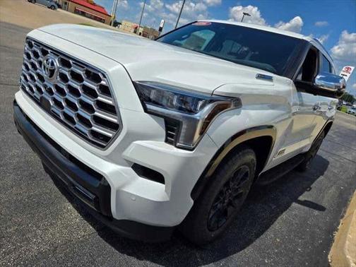 2025 Toyota Sequoia Base