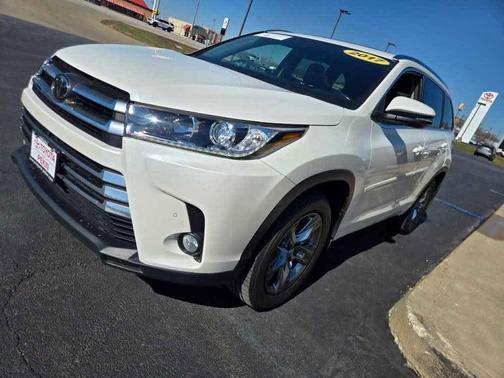 2017 Toyota Highlander Limited Platinum