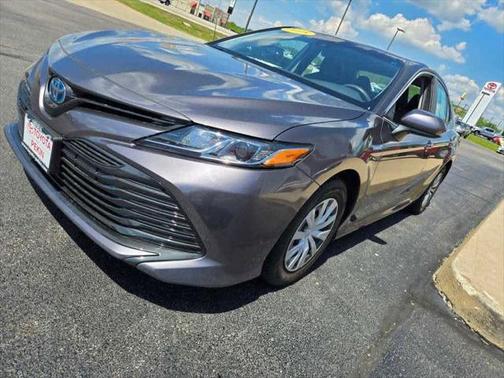 2018 Toyota Camry Hybrid LE
