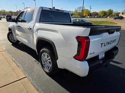 2022 Toyota Tundra SR5