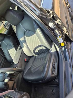 Midnight Black Metallic 2022 Toyota Camry SE