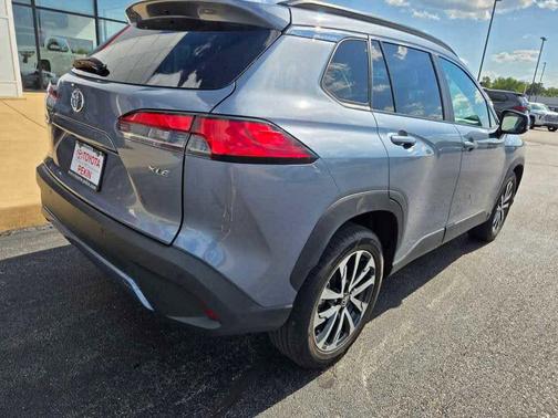 2024 Toyota Corolla Cross XLE