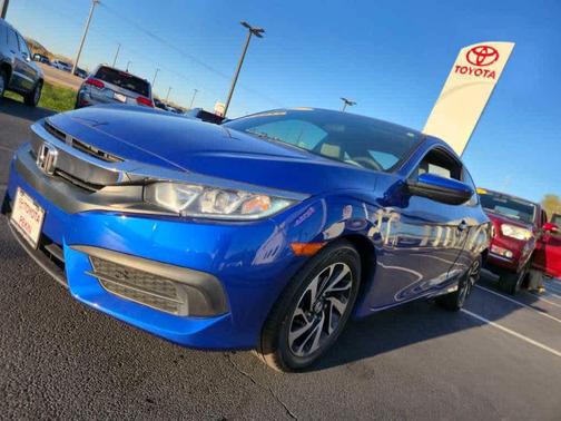 2017 Honda Civic LX-P