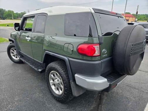 2011 Toyota FJ Cruiser Base