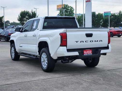2025 Toyota Tacoma SR5
